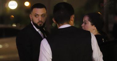 انهيار خطيبته وظهور شقيقه لأول مرة.. الصدمة تسيطر على عزاء الراحل هيثم أحمد زكي (صور)