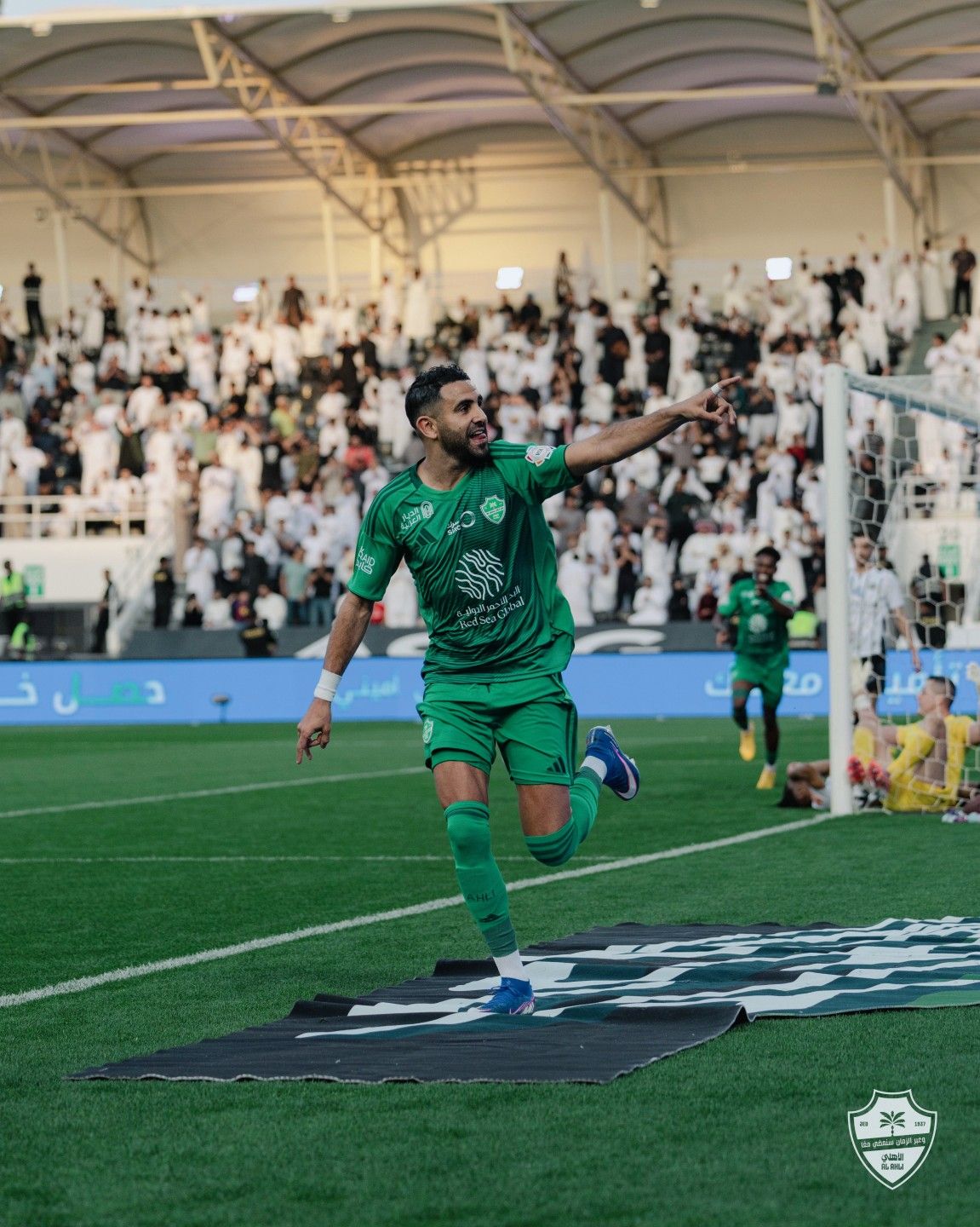 يلا شوت مشاهدة مباراة الأهلي والأخدود بث مباشر...