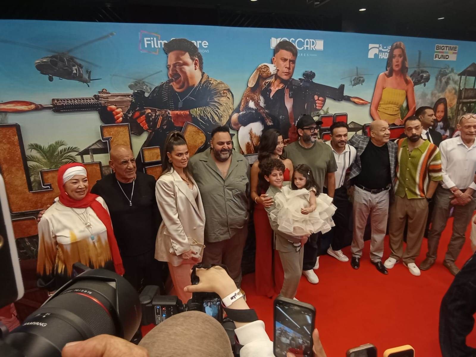 أسرة عادل إمام في تجمع لافت بالعرض الخاص لفيلم صقر وكناريا شهد العرض الخاص لفيلم صقر وكناريا حالة من الاهتمام الكبير ليس فقط بسبب انطلاق أحد أبرز أفلام موسم صيف 2026 إقرأ المزيد
