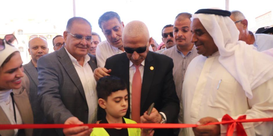 محافظ شمال سيناء يفتتح معرض "أهلا مدارس"  لدعم الأسر السيناوية وتوفير المستلزمات المدرسية تخفيض 30 %  (صور)