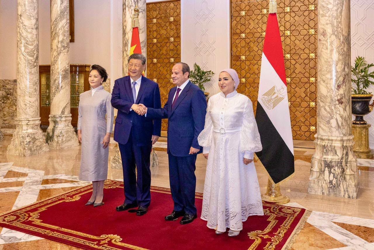السيدة انتصار السيسي: سعدت باستقبال ضيفة مصر العزيزة قرينة فخامه الرئيس الصيني في لقاء ودي يجسد عمق العلاقات