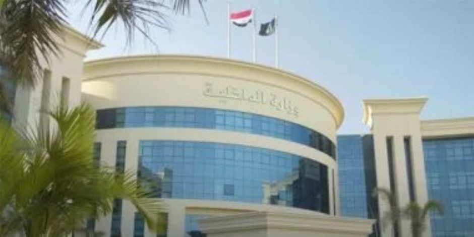 ضبط مدير مطبعة غير مرخصة بالجيزة وبحوزته أكثر من (77) ألف نسخة كتاب وأغلفة مخالفة