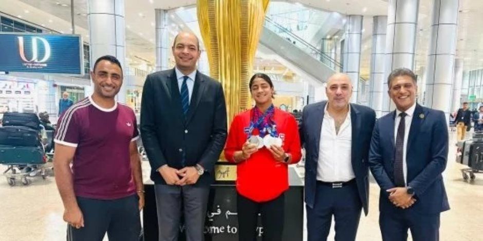 وزارة الشباب والرياضة تستقبل فريدة أبوهاشم بعد إنجازها العالمي