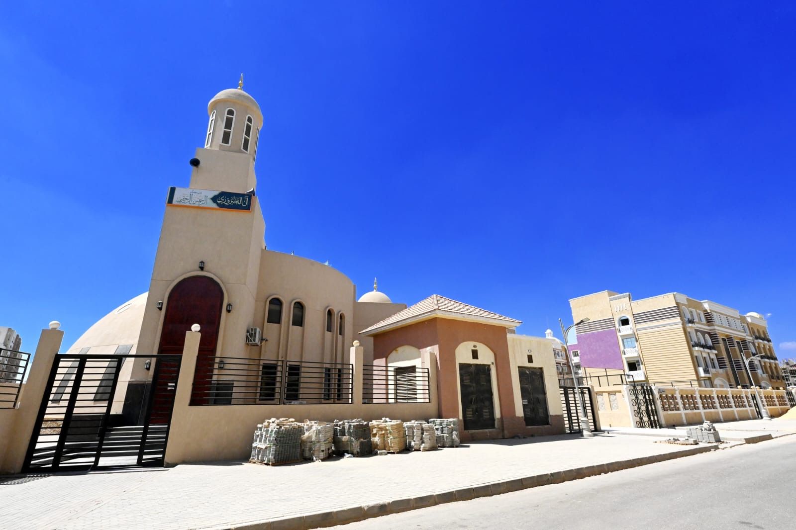 وزيرة الإسكان تتابع الموقف التنفيذي وآخر مستجدات عدد من المشروعات والخدمات بالعاصمة الجديدة