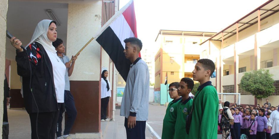 انطلاق العام الدراسى الجديد فى عدة محافظات السبت