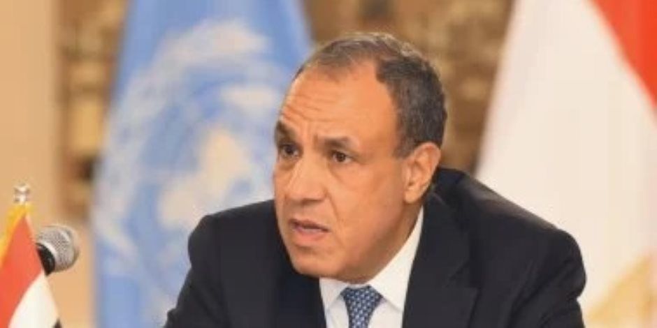 وزير الخارجية يلتقي نظيره السعودي على هامش قمة بريكس
