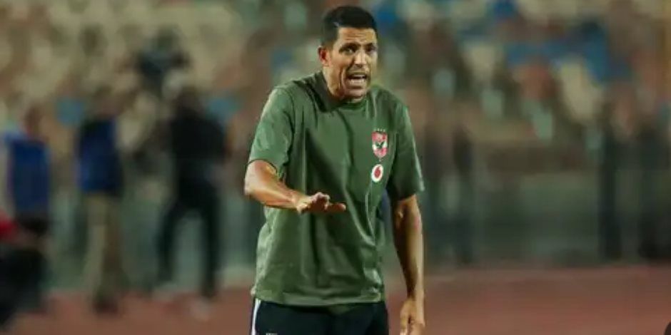 عموتة يعلن قائمة الأهلي لمواجهة أبوقير للأسمدة.. 21 لاعبًا في مهمة استعادة الانتصارات