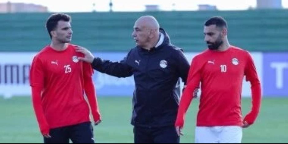 زيكو وصلاح وهيثم حسن يقودون تشكيل مصر أمام أنجولا.. ومرموش على دكة البدلاء