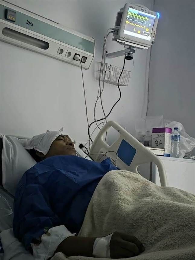 سامح حسين يطمئن جمهوره على صحته بعد خروجه من العناية المركزة حرص الفنان سامح حسين على طمأنة جمهوره ومحبيه على تطورات حالته الصحية عقب الوعكة التي تعرض لها في الأيام الما إقرأ المزيد