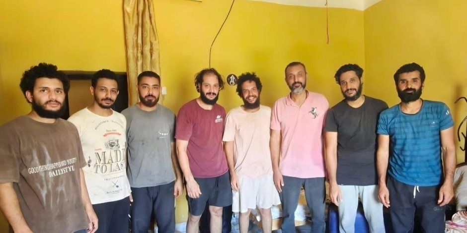 الإفراج عن البحارة المصريين المختطفين على متن سفينة في الصومال