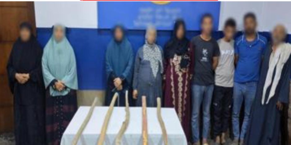 ضبط طرفى مشاجرة بإستخدام عصى خشبية فى الفيوم