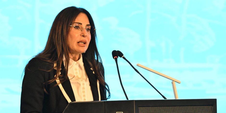 وزيرة الإسكان تستعرض جهود الدولة لتطوير قطاع مياه الشرب والصرف الصحي وتعزيز الأمن المائي