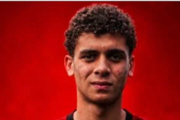 حمزة عبد الكريم يشارك في إحماء المنتخب خلال ودية روسيا